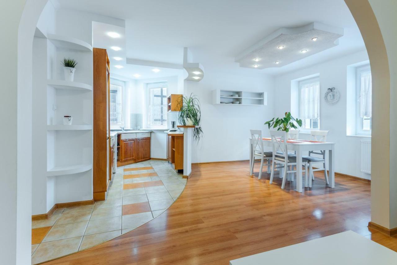 Apartament Na Starowce Kolobrzeg Bagian luar foto